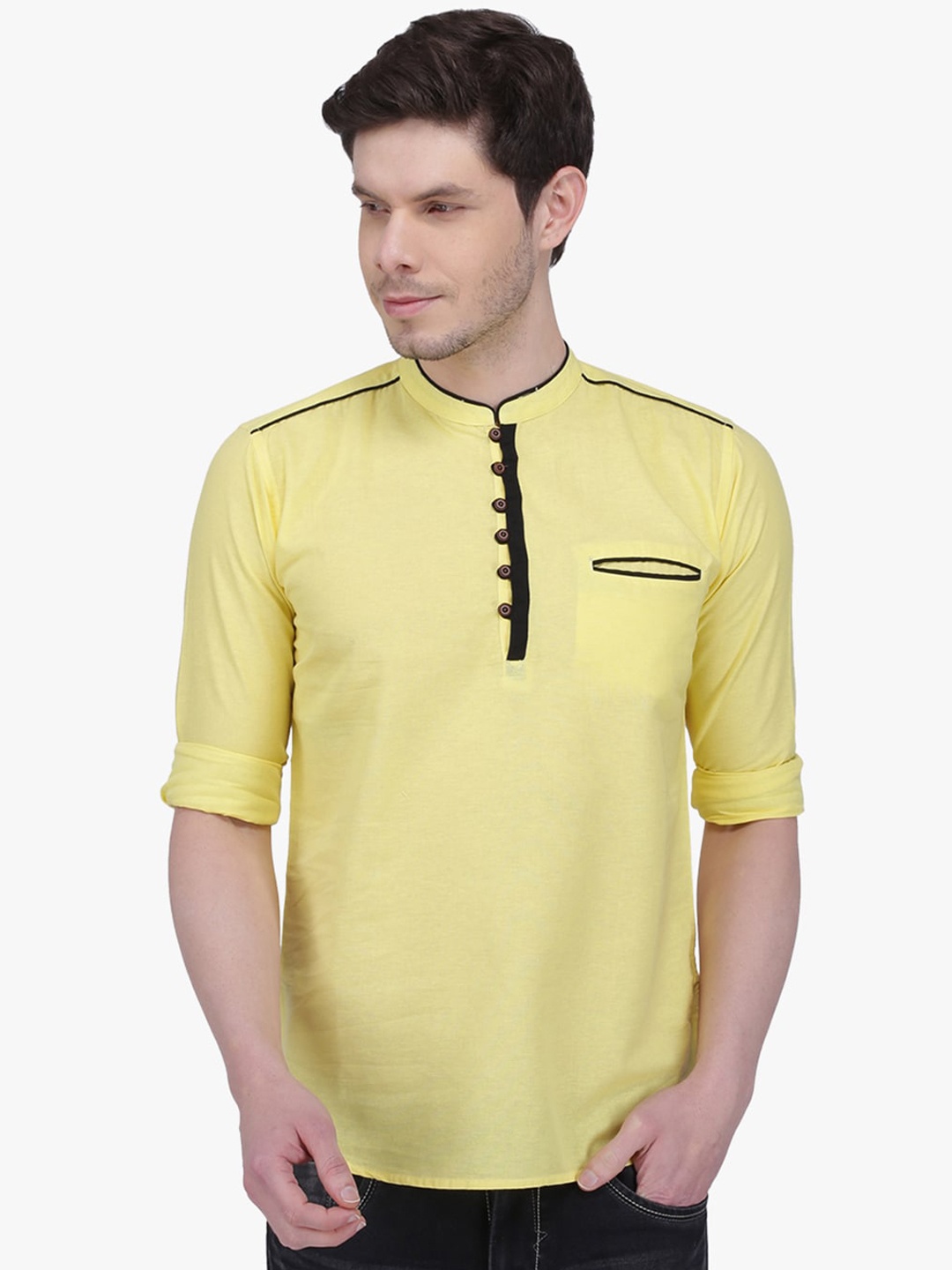 

Kuons Avenue Men Yellow Kurta