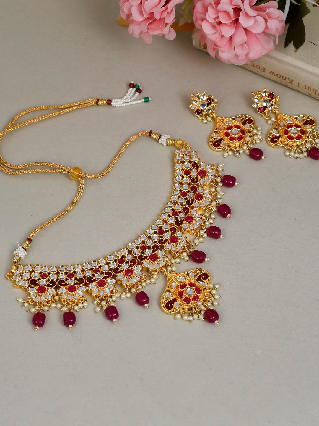 

Silvermerc Designs Red & White Gold-Plated Kundan-Studded Handcrafted Jewellery Set