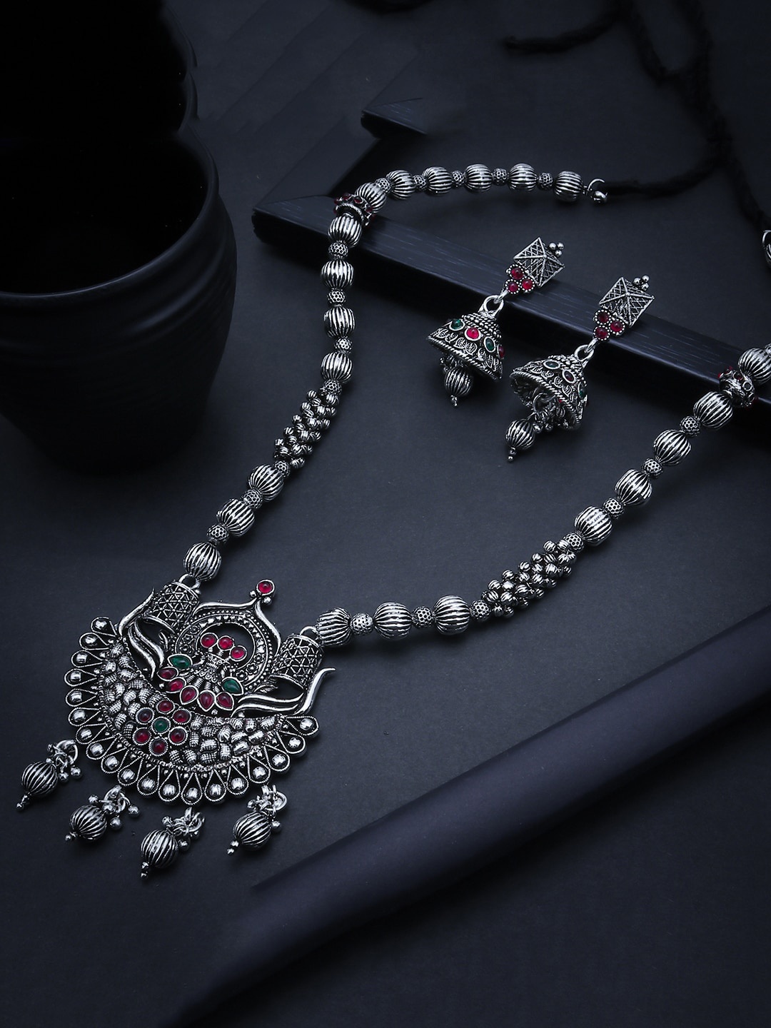 

Sukkhi Oxidised Rhodium-Plated Silver-Toned Green & Pink Stone-Studded Jewellery Set