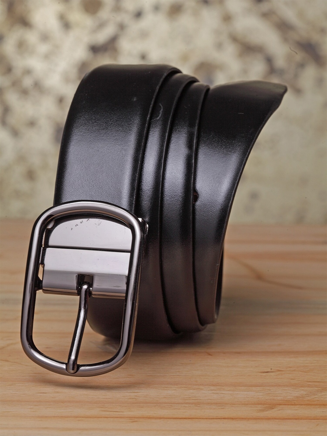 

Teakwood Leathers Men Black & Brown Textured Reversible Leather Belt