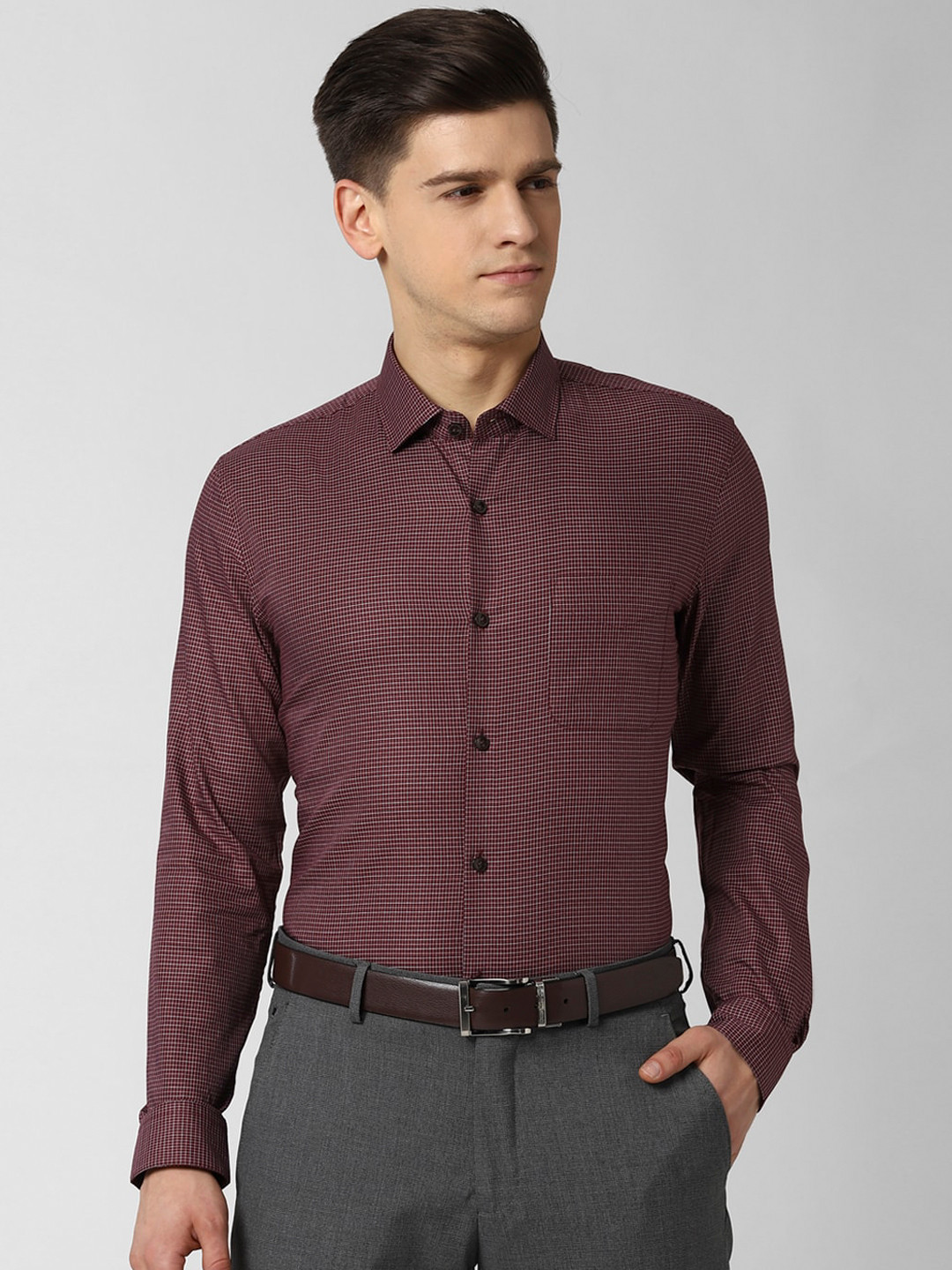 

Peter England Elite Men Maroon Slim Fit Checked Cotton Formal Shirt