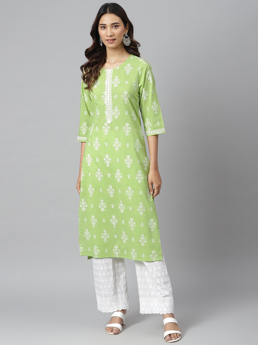 

JAIPUR ATTIRE Women Green & White Floral Printed Chikankari Floral Cotton Kurta