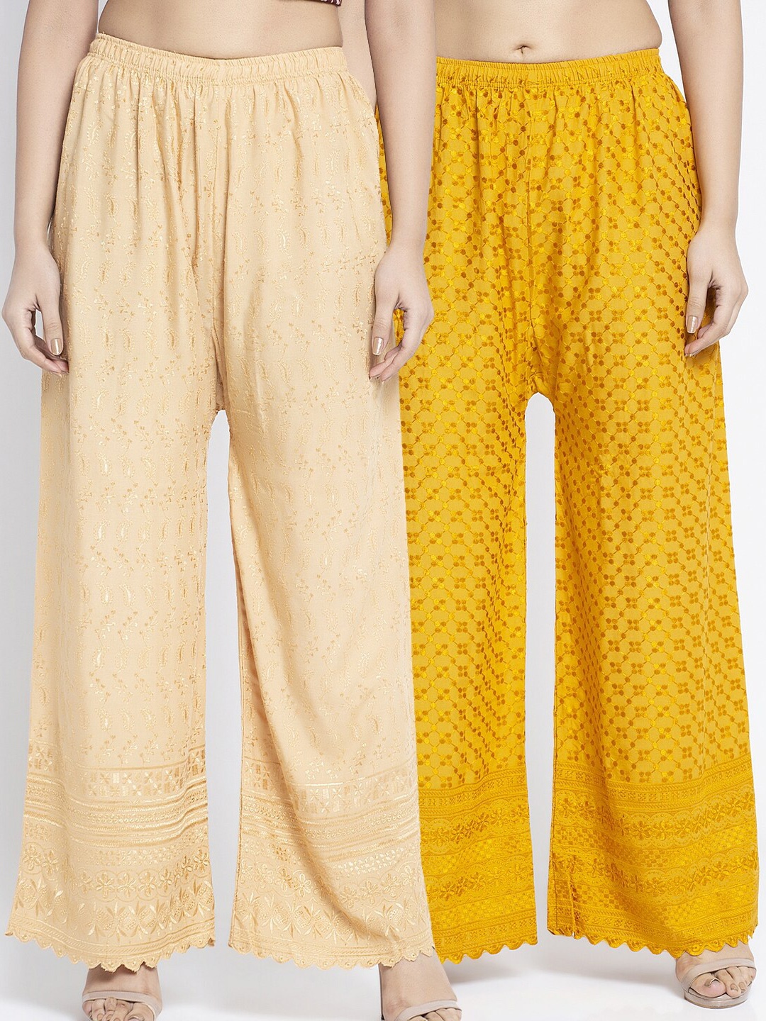 

GRACIT Women Beige Printed