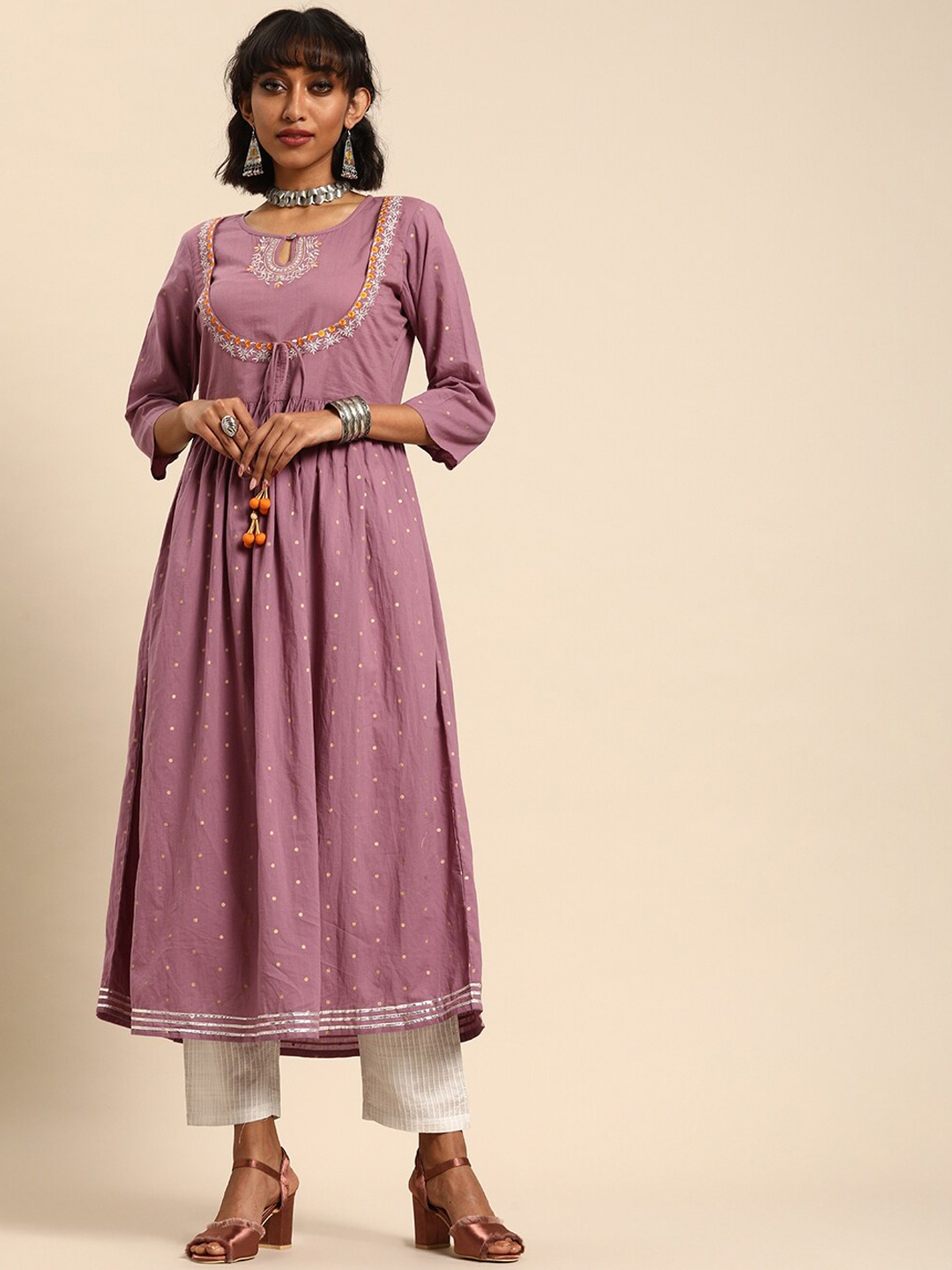 

Varanga Women Mauve & White Embroidered Empire A-Line Pure Cotton Kurta with Trousers