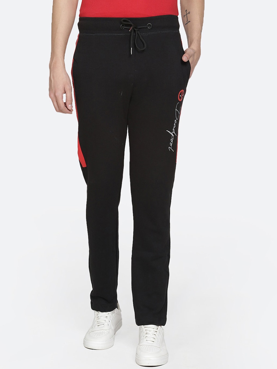 

Free Authority Men Black & Red Deadpool Printed Slim-Fit Pure Cotton Track Pants