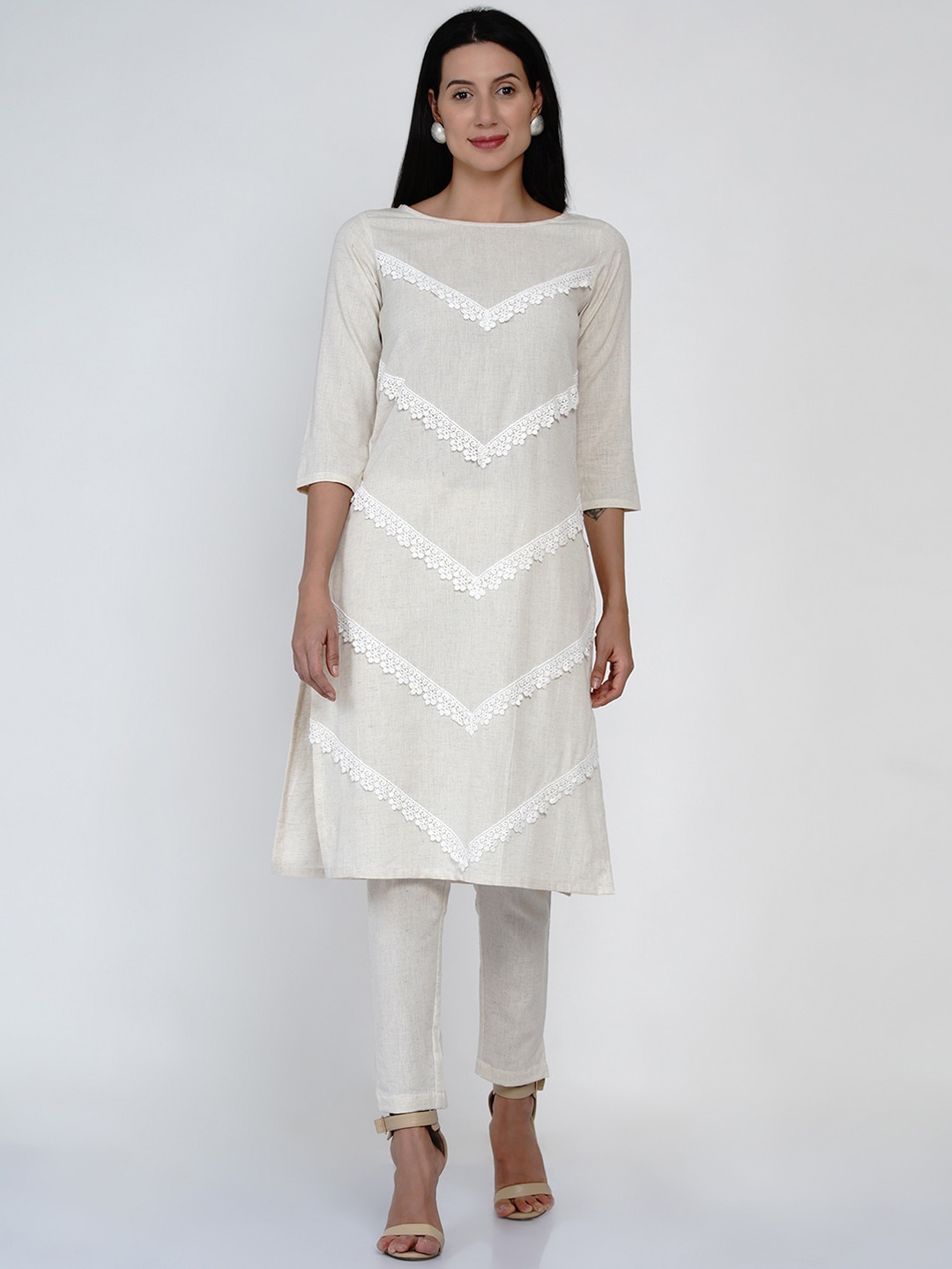 

FABNEST Women Off White Lace Insert Detailed Kurta
