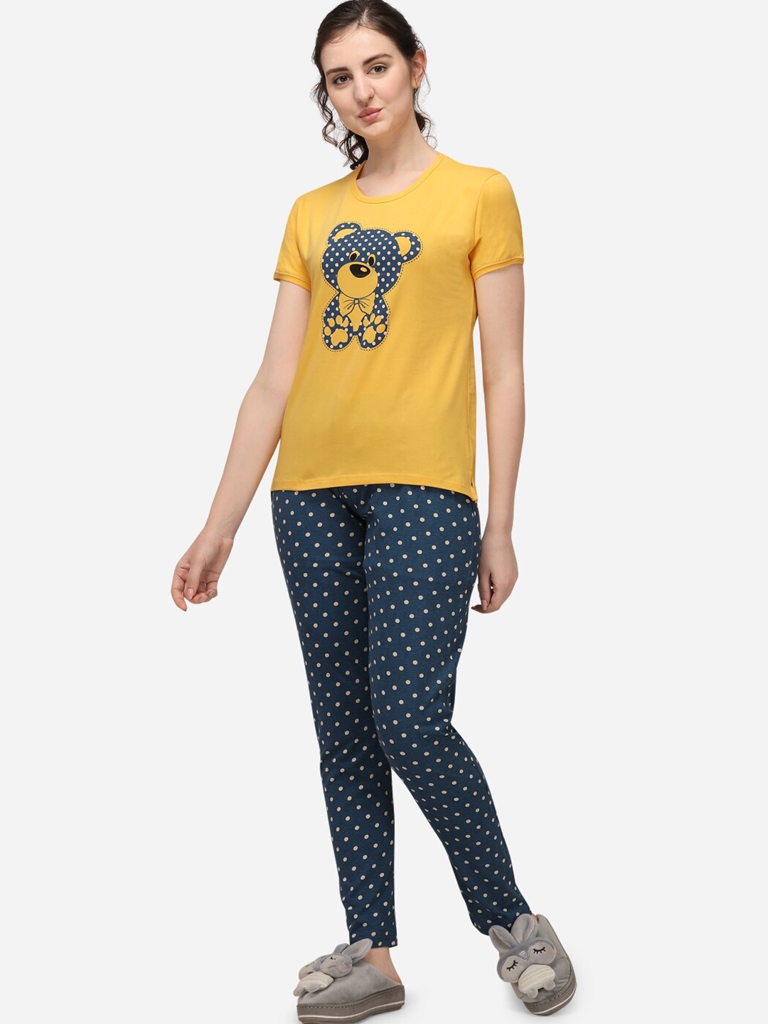 

Lenissa Women Mustard Yellow & Navy Blue Printed Night suit