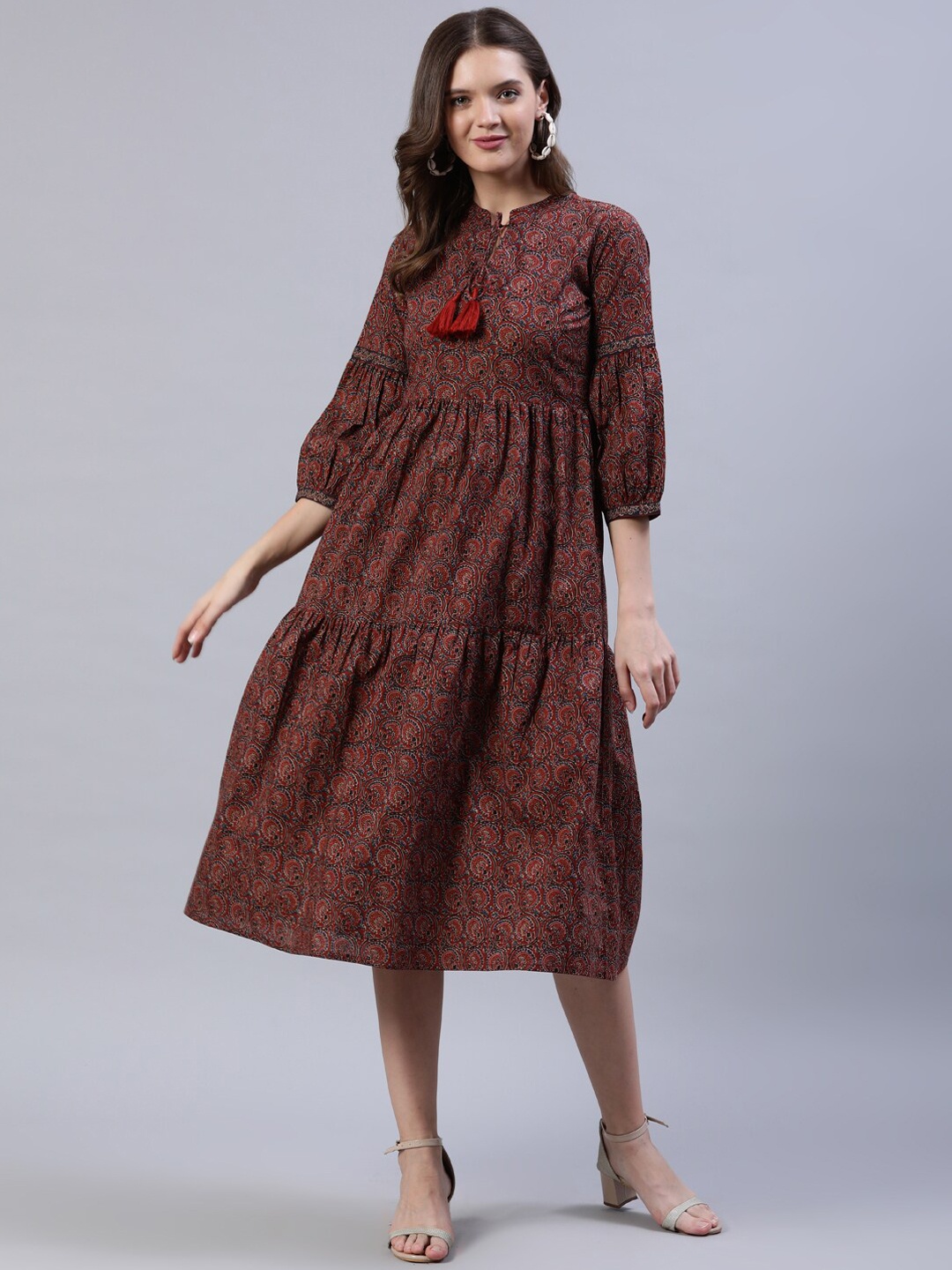 

Nayo Maroon Ethnic Motifs Tie-Up Neck Empire Midi Dress