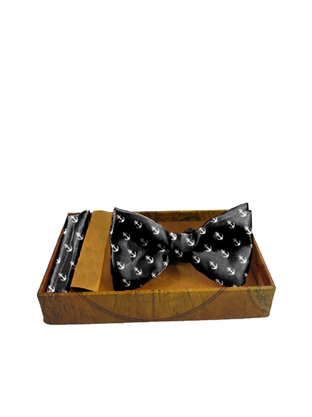 

Blacksmith Men Black & White Printed 100% Satin Accessory Gift Set