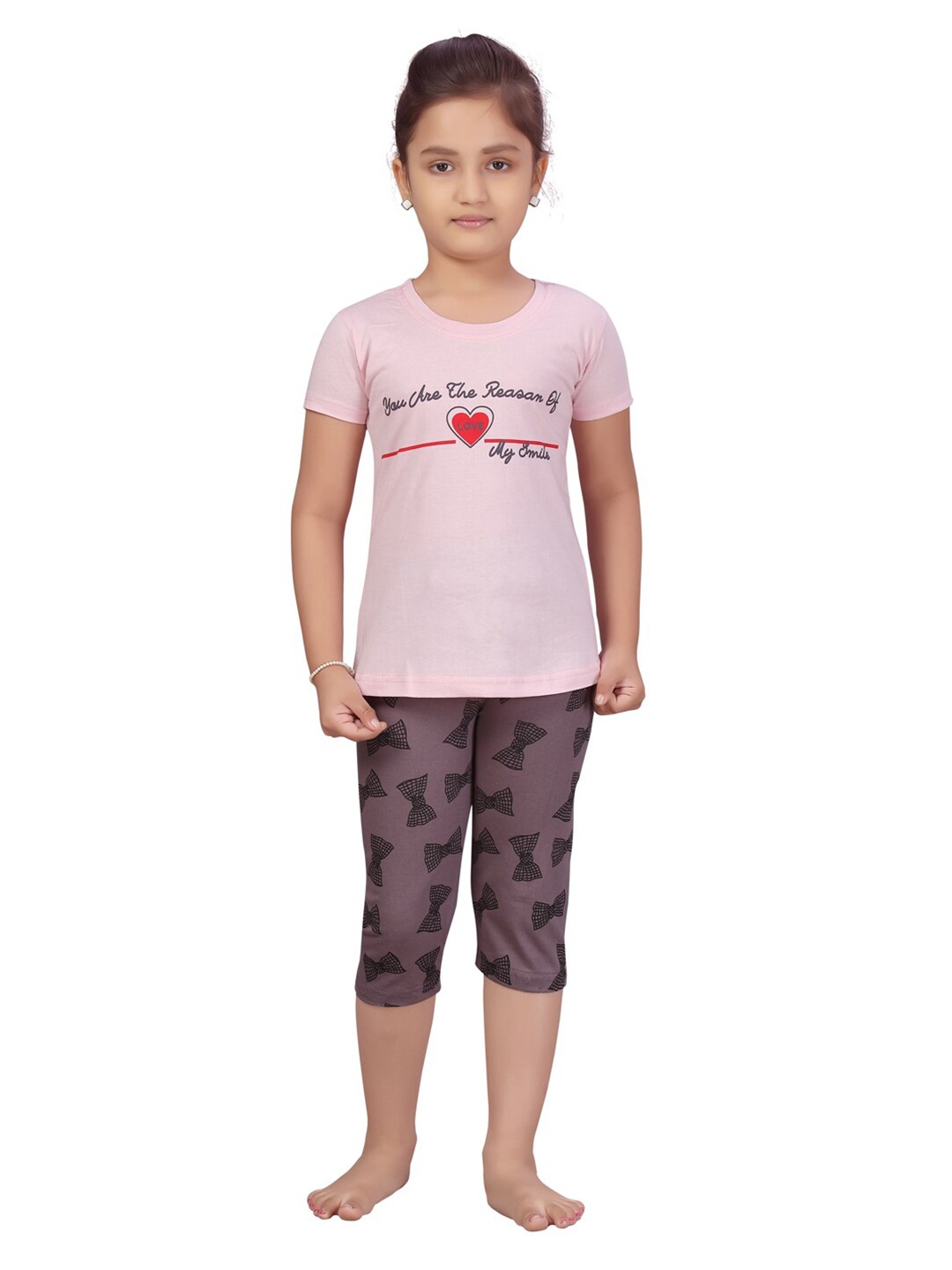 

Aarika Girls Pink & Taupe Printed Night suit