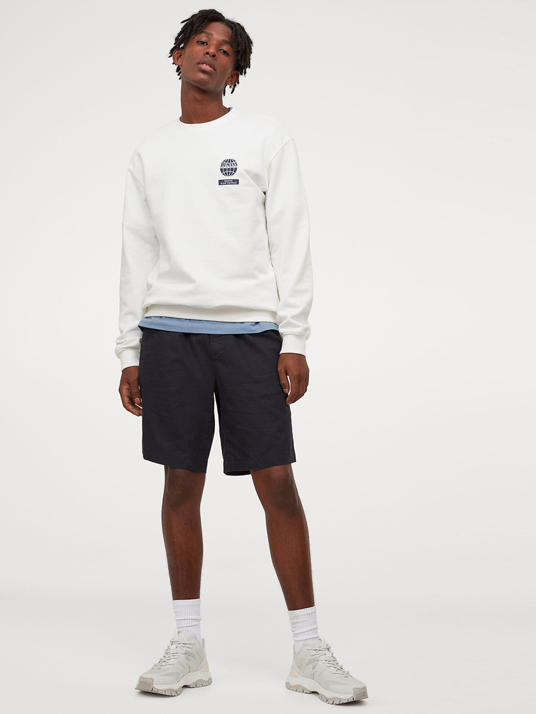 

H&M Men Navy Blue Solid Linen-Blend Shorts