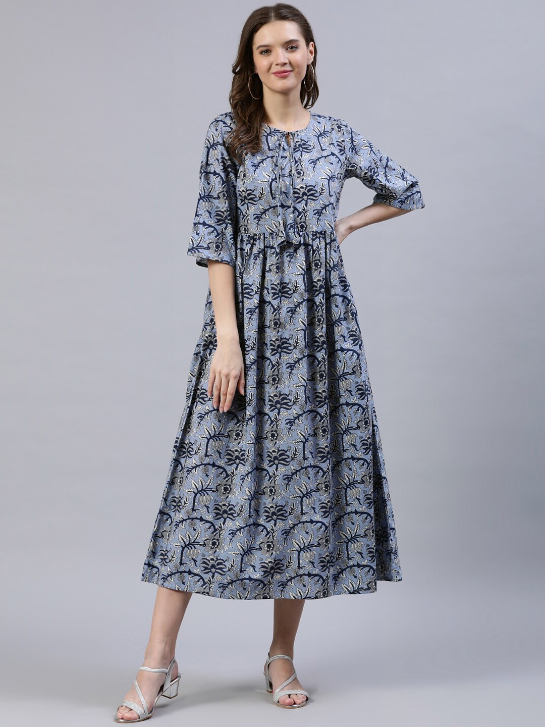 

Nayo Blue Floral Midi Dress