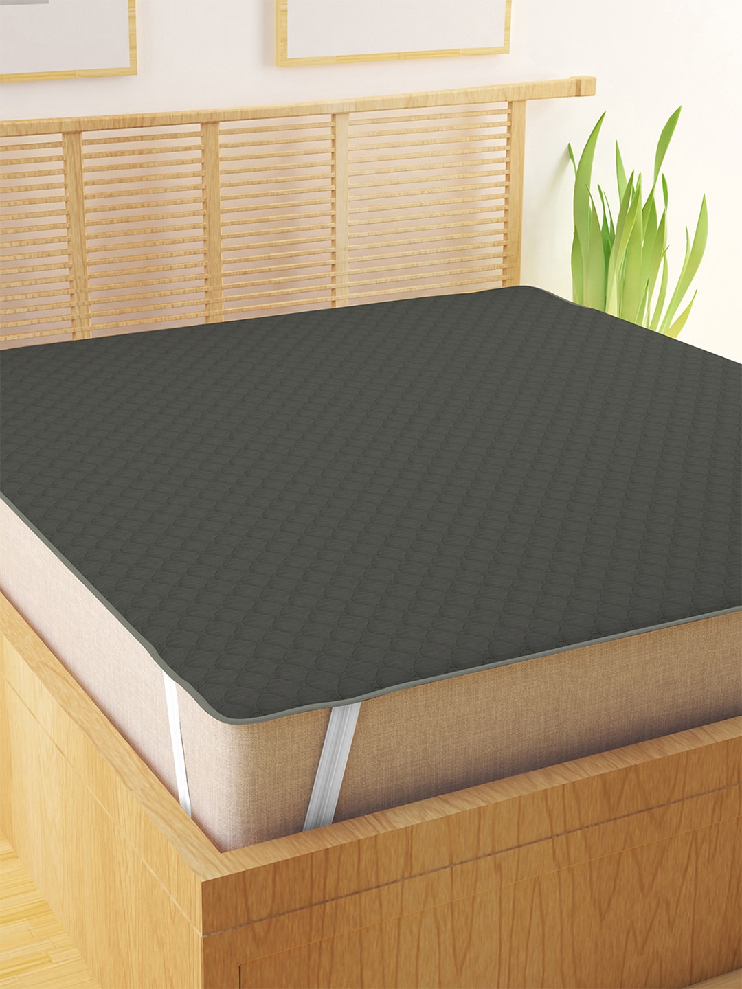

Story@home Grey Quilted Waterproof Mattress Protector