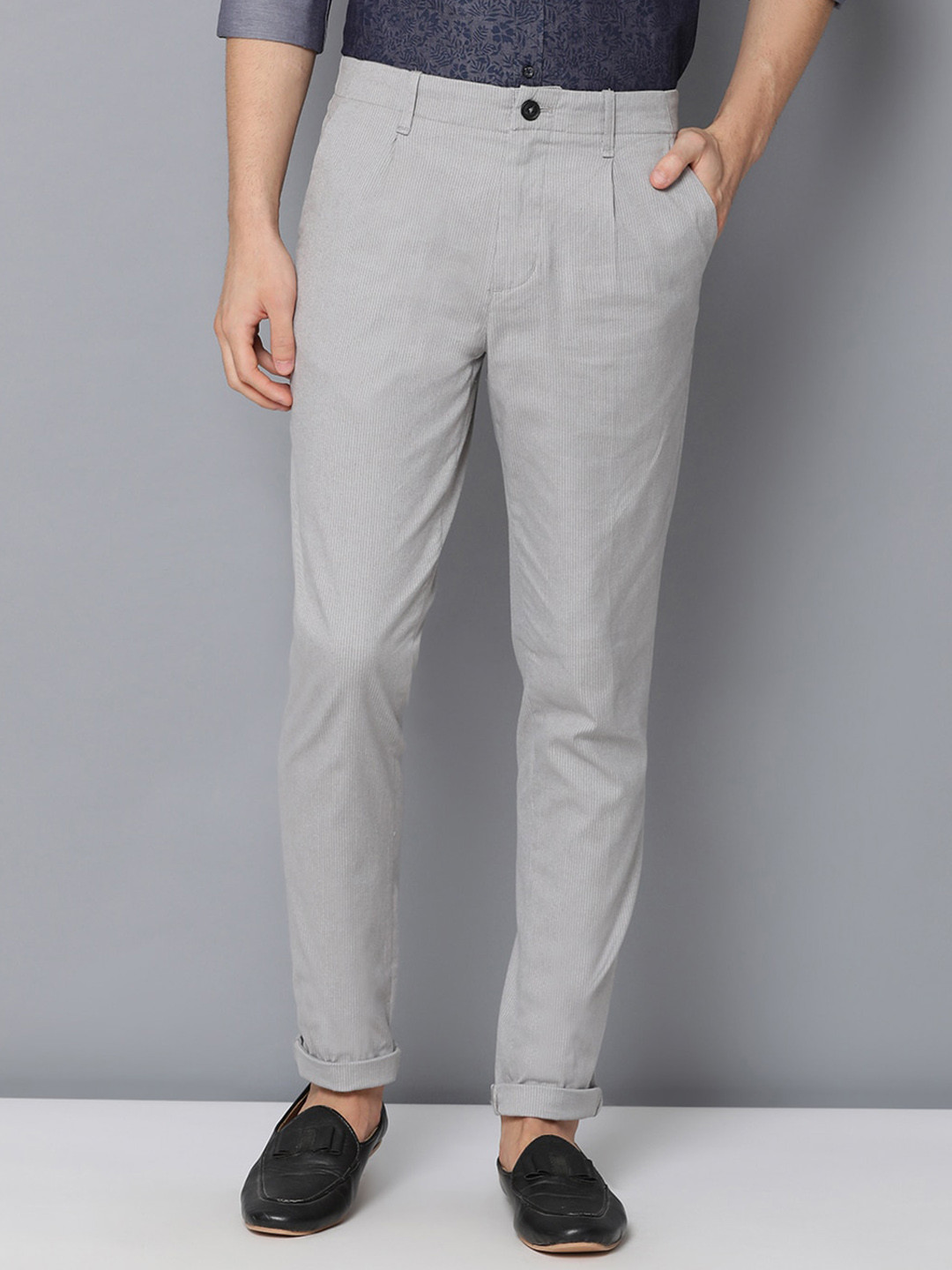 

Bruun & Stengade Men Grey Slim Fit Solid Regular Trousers