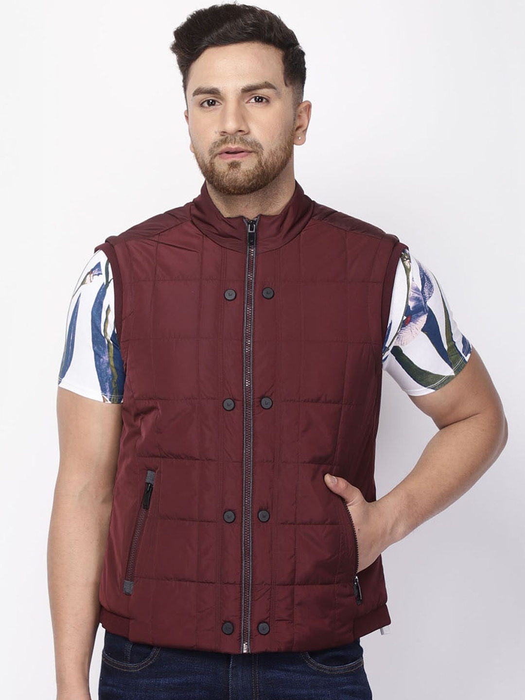 

Blackberrys Men Red Solid Puffer Jacket