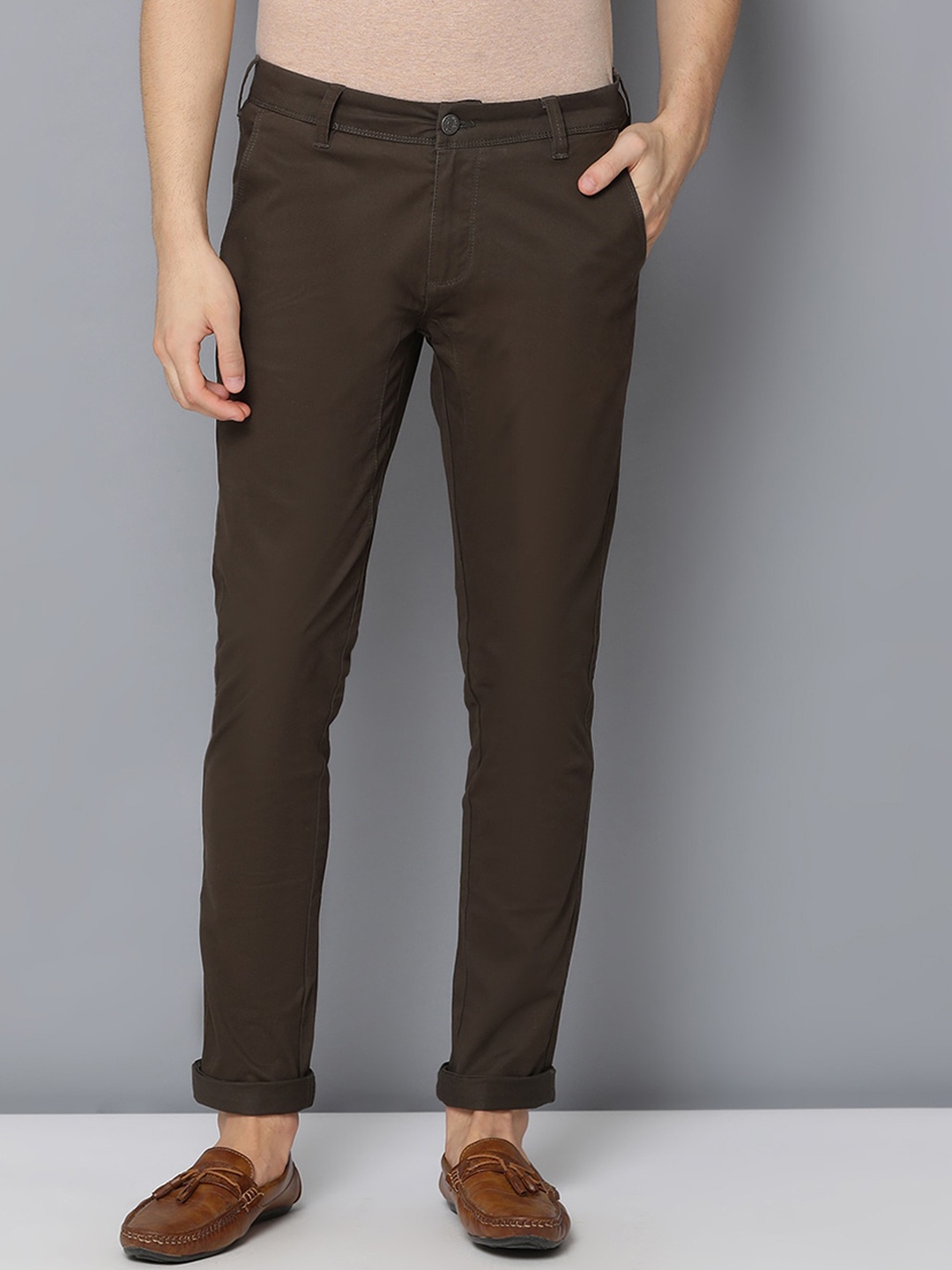 

Bruun & Stengade Men Brown Slim Fit Solid Chinos