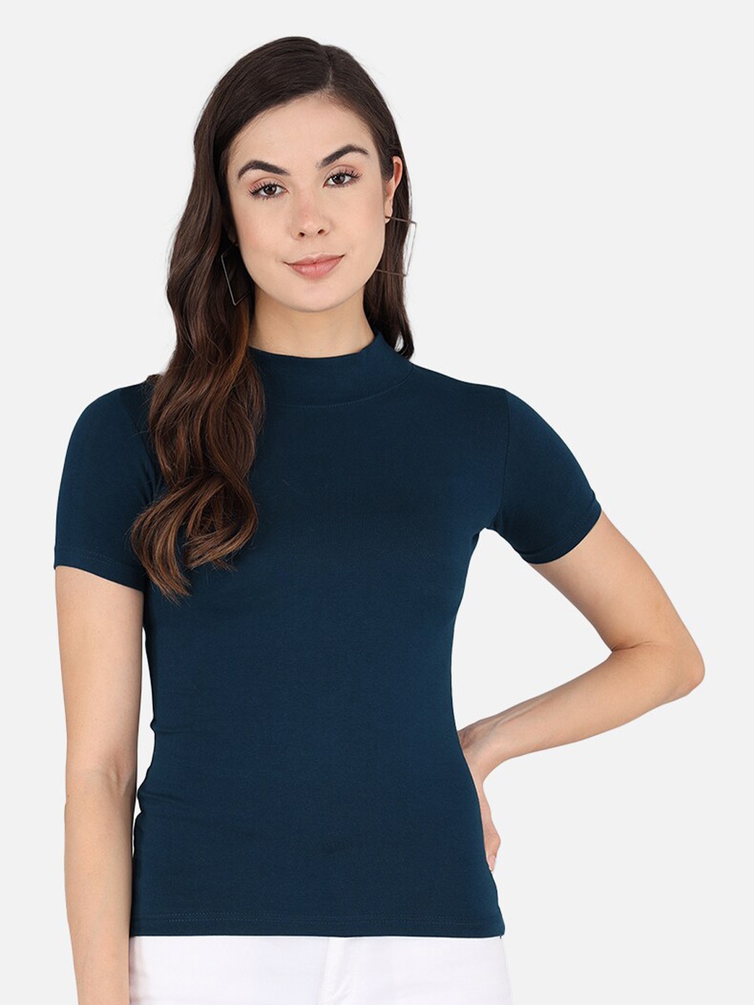 

The Dry State Women Teal Blue Solid Round Neck T-shirt