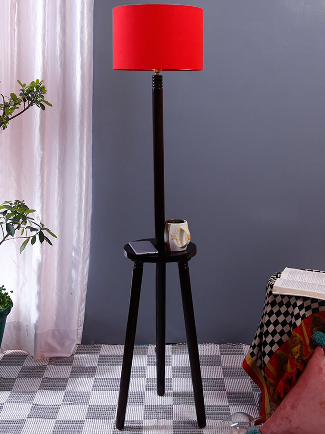 

Devansh Red Solid Traditional Shelf Lamp with Shade
