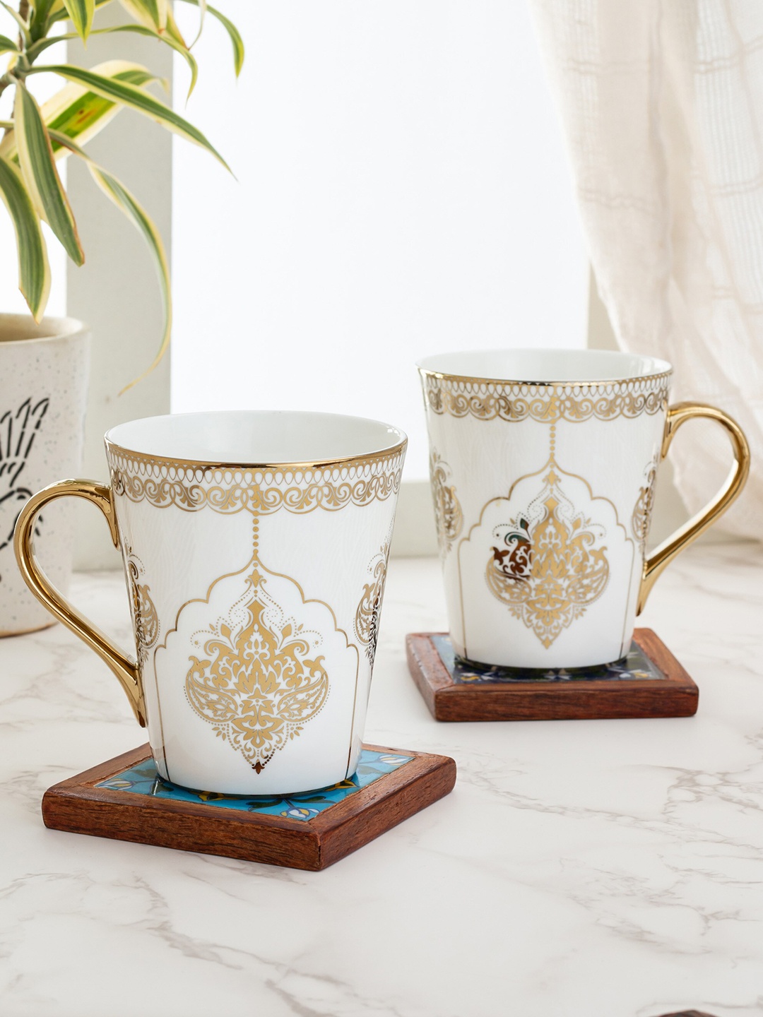 

CLAY CRAFT Set of 2 White & Gold-TonedPrinted Ceramic Mugs Set