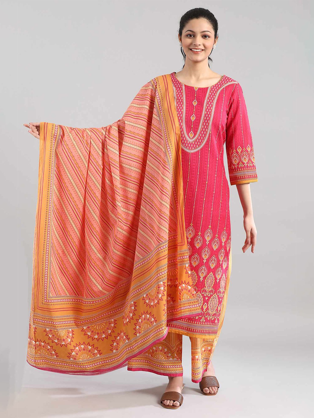 

AURELIA Peach-Coloured & Orange Striped Dupatta