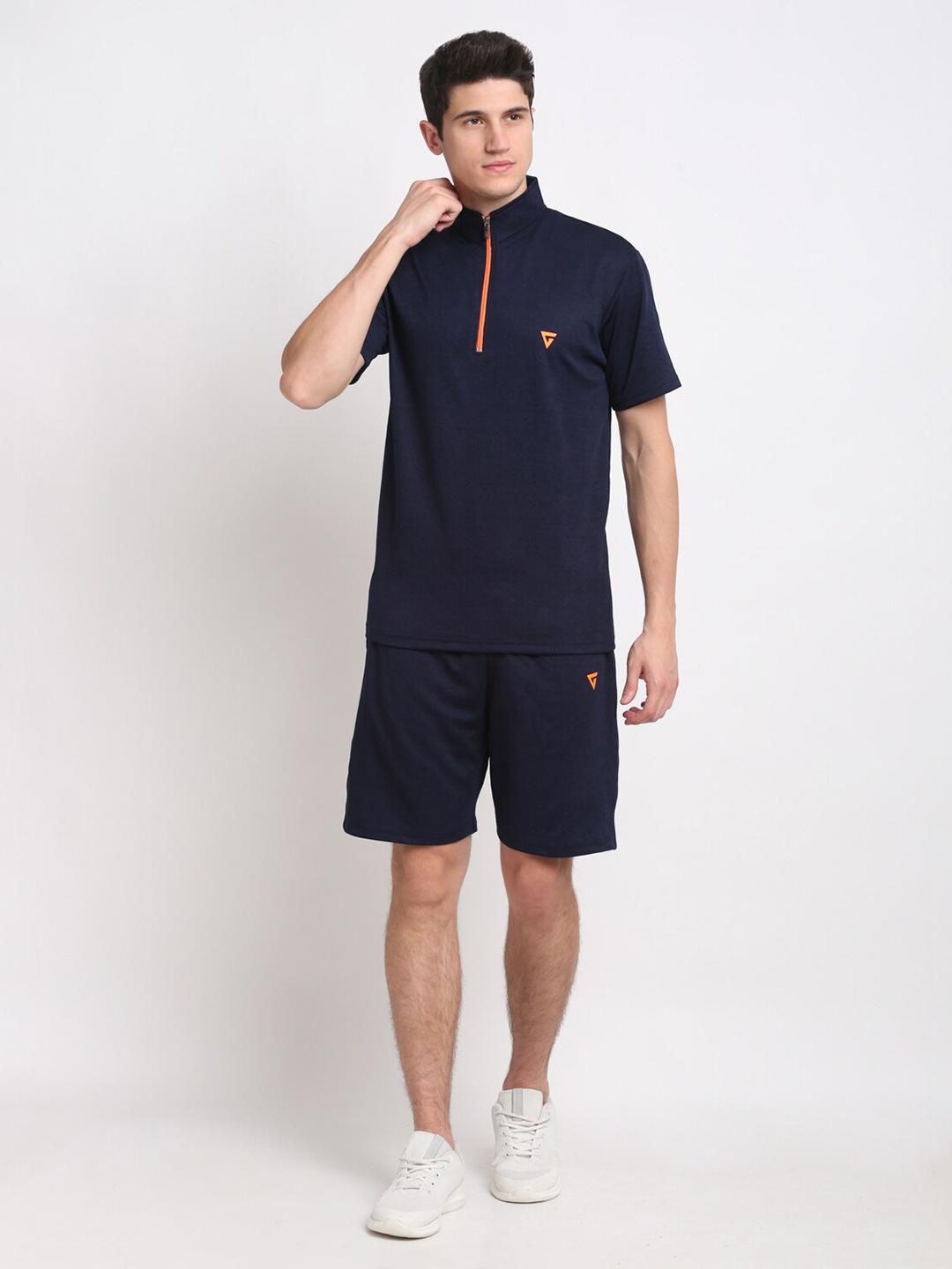 

GRIFFEL Men Navy Blue Solid T-shirt with Shorts