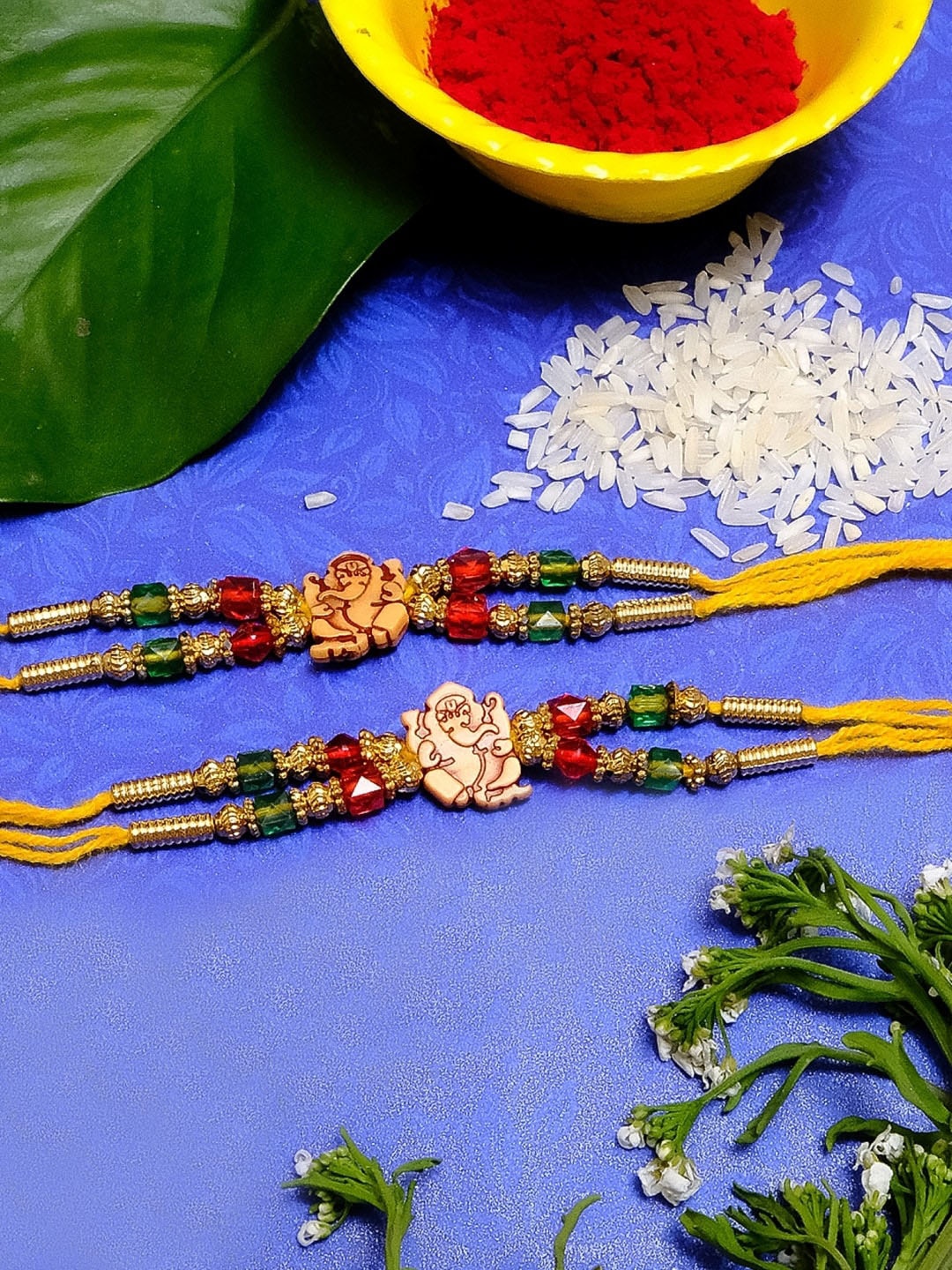 

Crunchy Fashion Men Set of 2 Yellow & Red Beaded Ganesh Motif Amroha Craft Rhaki
