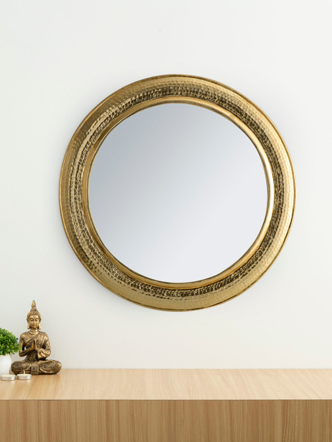 

Home Centre Unisex Gold-Toned Austin Hammered Round Mirror