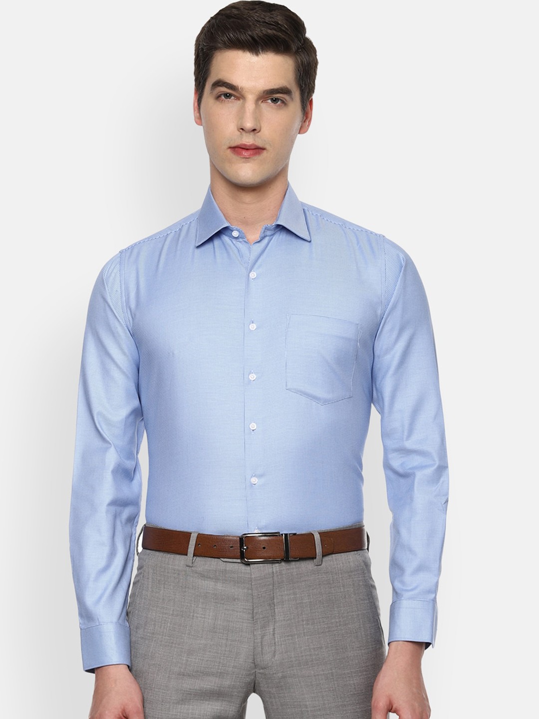 

Van Heusen Men Blue Slim Fit Micro Ditsy Print Formal Shirt