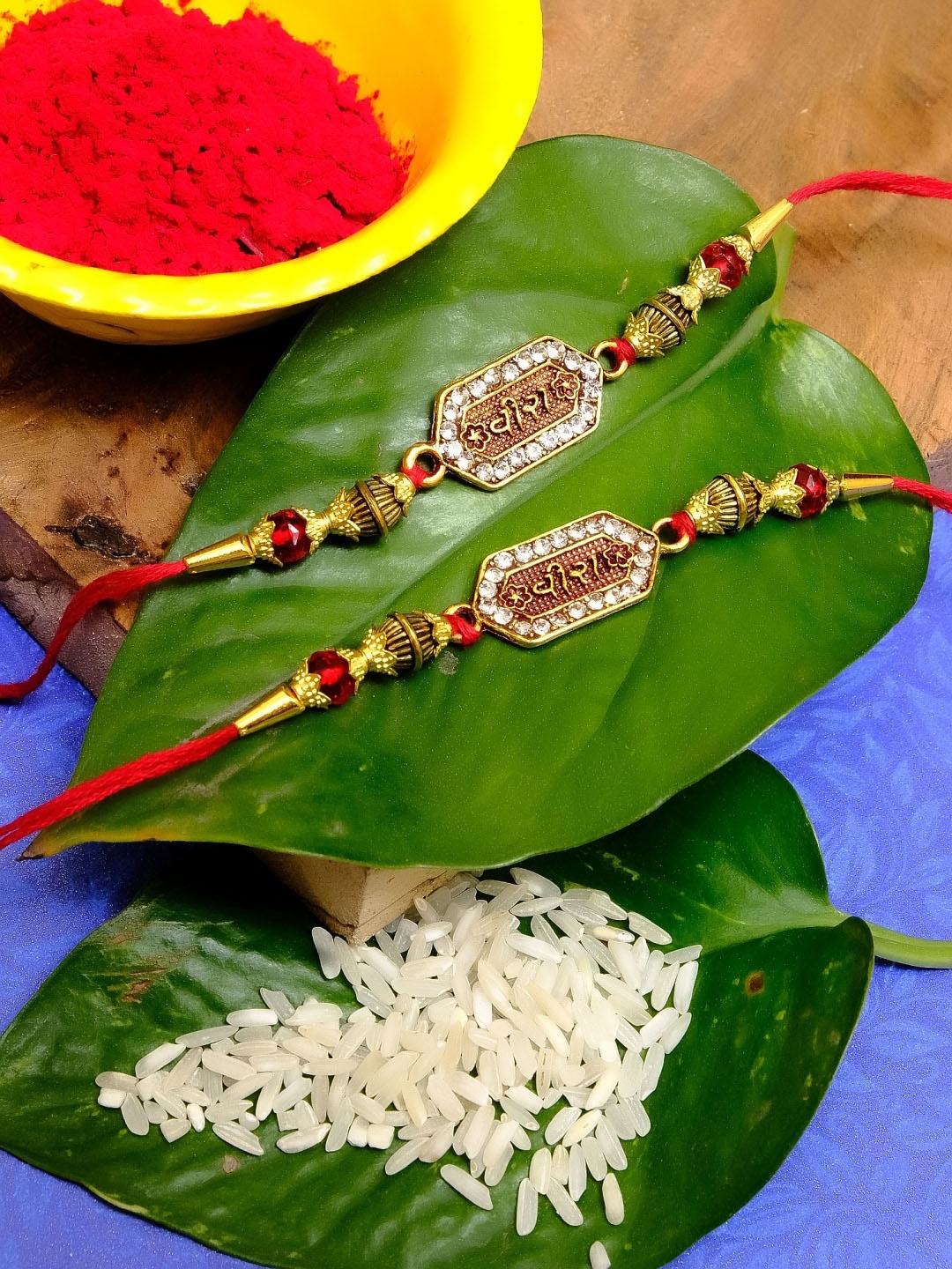 

Crunchy Fashion Men Set of 2 Red & Gold-Toned Stone-Studded Veera Rhaki