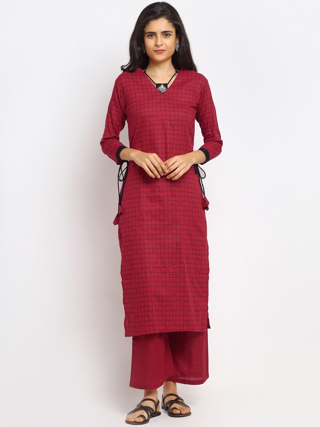 

VAABA Women Maroon Regular Straight Kurta with Palazzos