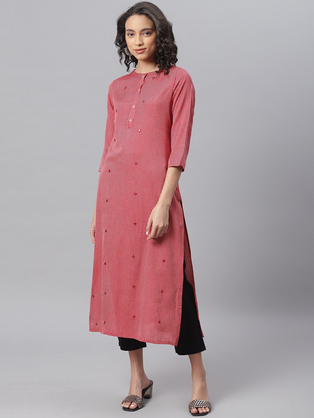 

Janasya Women Red Striped Kurta