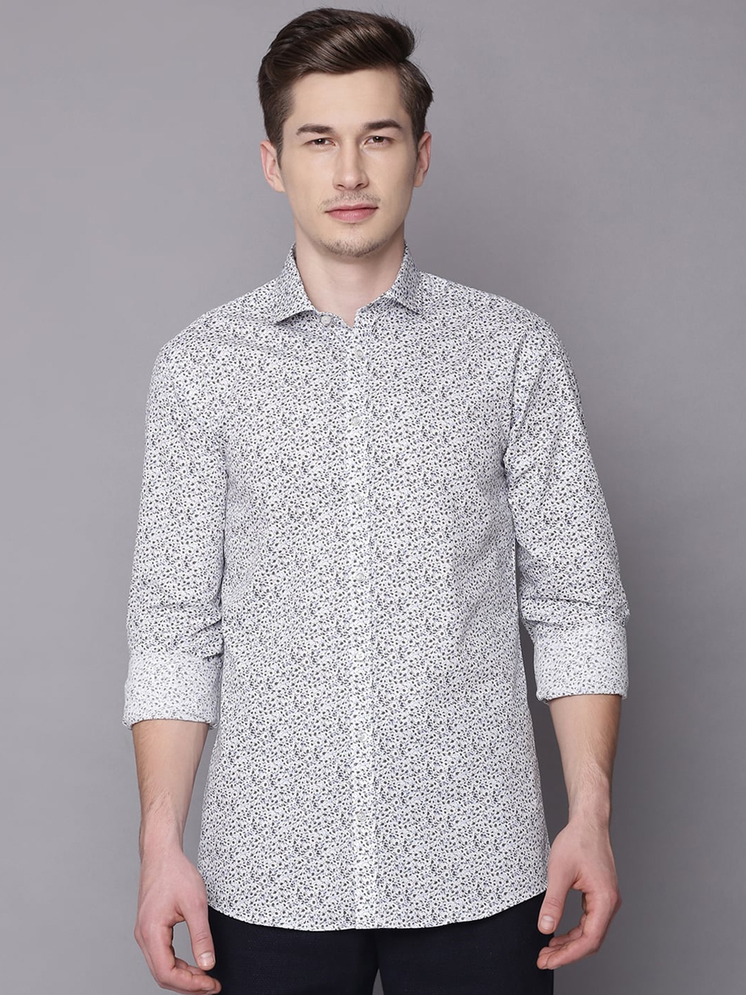 

Bruun & Stengade Men Blue Slim Fit Printed Casual Shirt