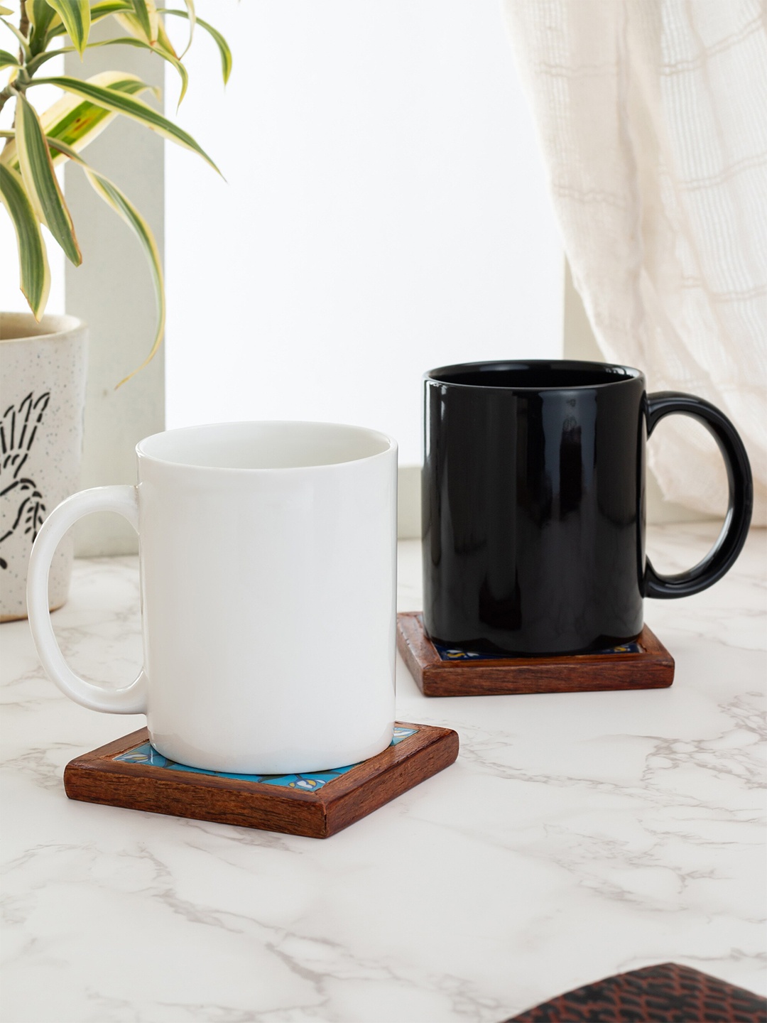 

CLAY CRAFT Set Of 2 Black & White Solid Ceramic Mugs