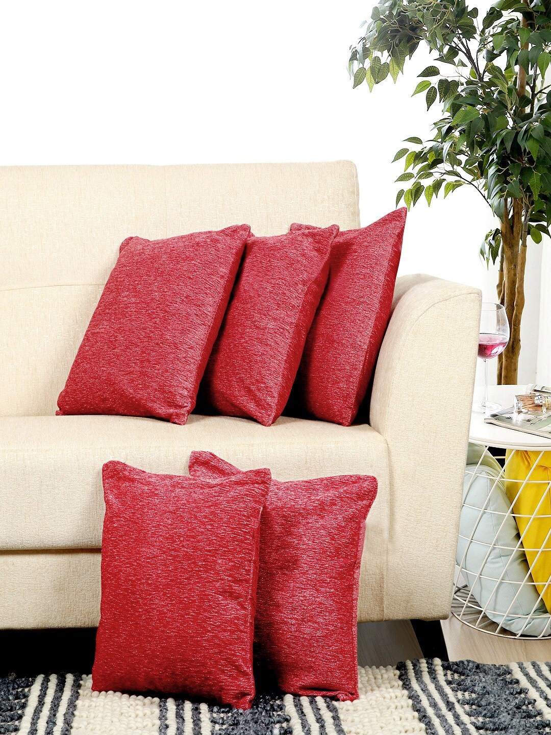 

BELLA TRUE Red Set of 5 Self Design Square Cushion Covers
