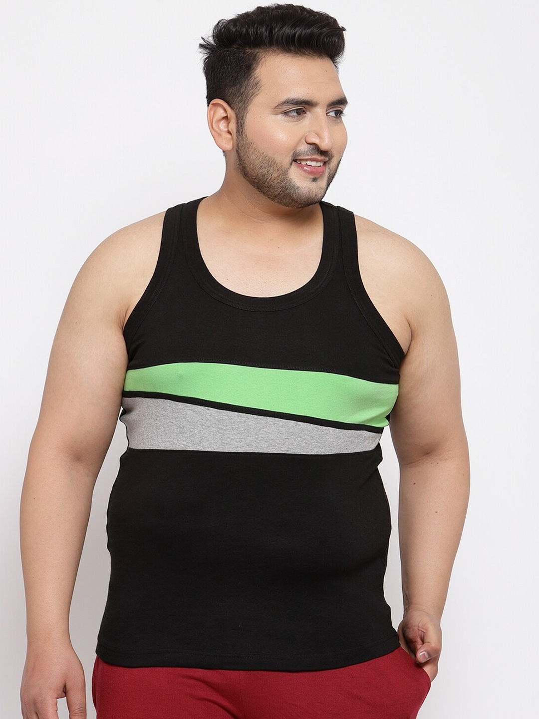 

plusS Men Black & Green Colourblocked Innerwear Vest MSD9905