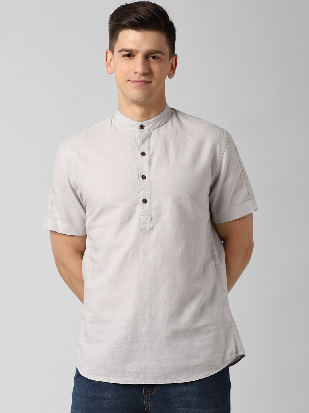 

Peter England Casuals Men Grey Slim Fit Solid Casual Shirt