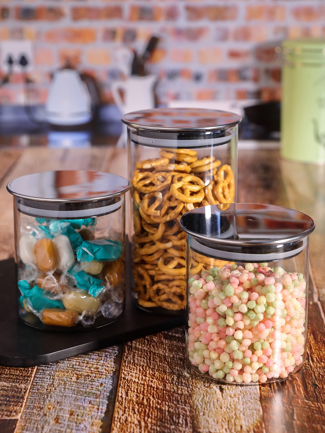 

GOODHOMES Set Of 3 Transparent Storage Jars With Lids