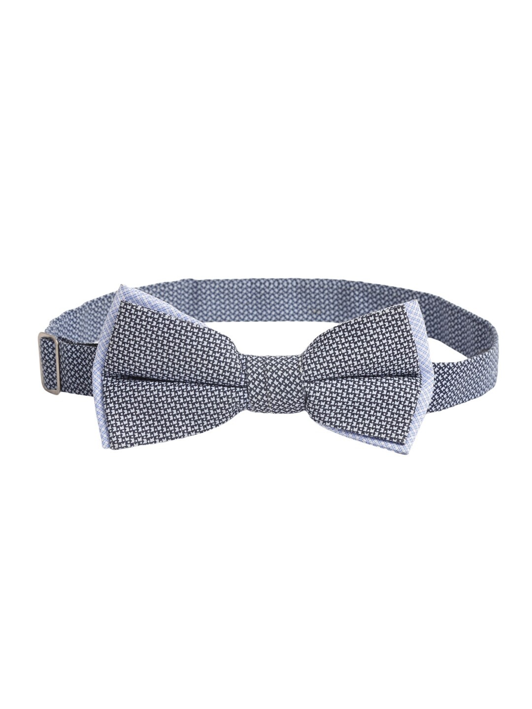 

Bruun & Stengade Men Off-White & Black Woven Design Bow Tie