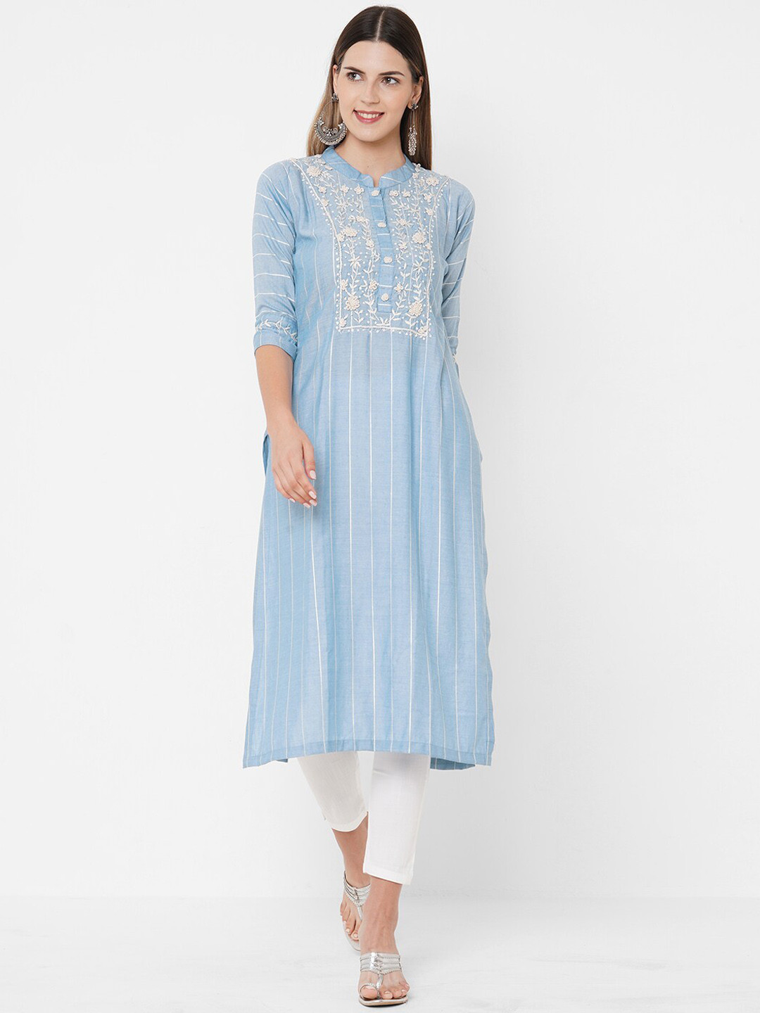 

FASHOR Women Blue Ethnic Motifs Yoke Design Regular Straight Thread Work Kurta Set
