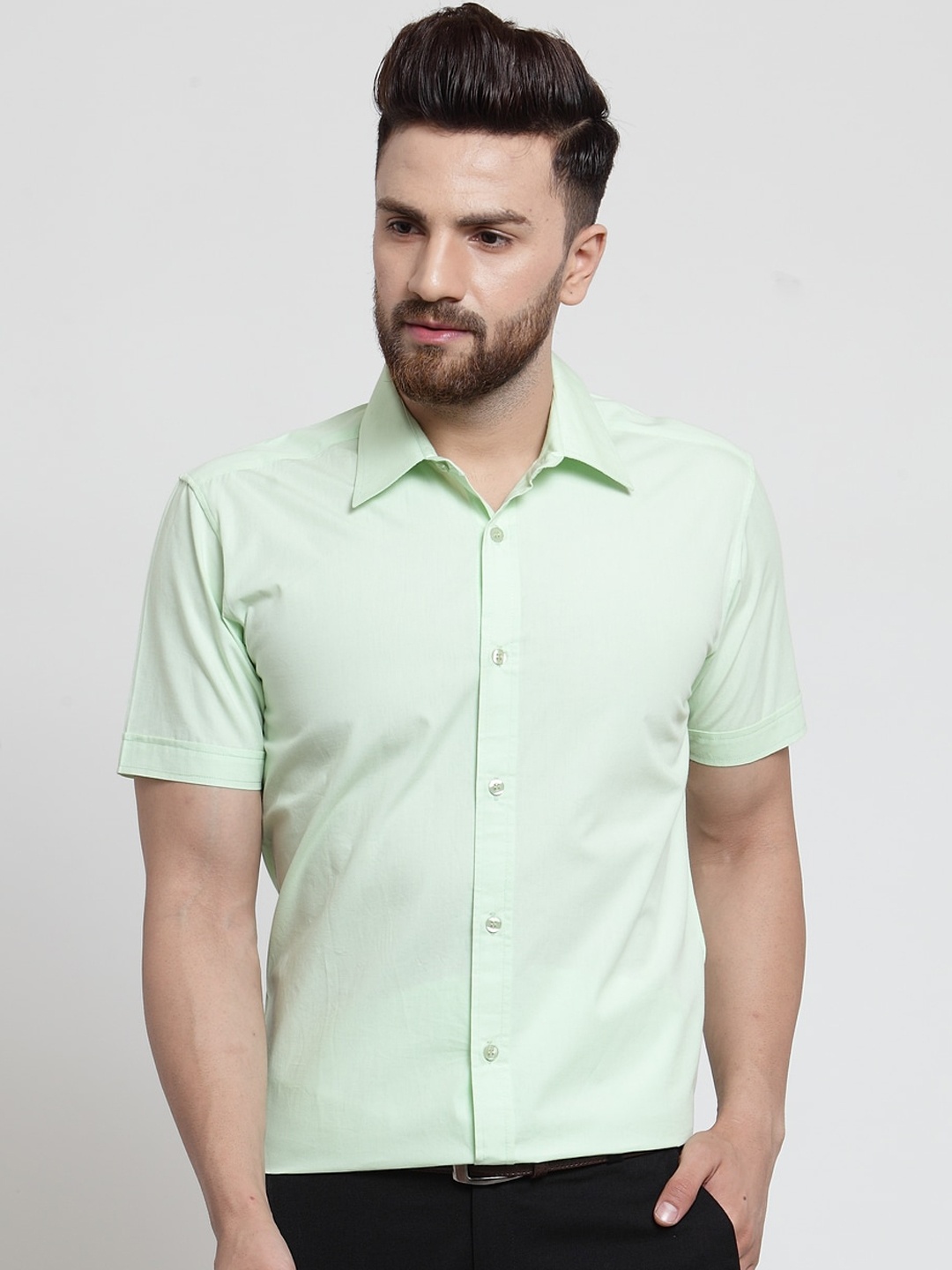 

Purple State Men Green Cotton Slim Fit Solid Formal Shirt