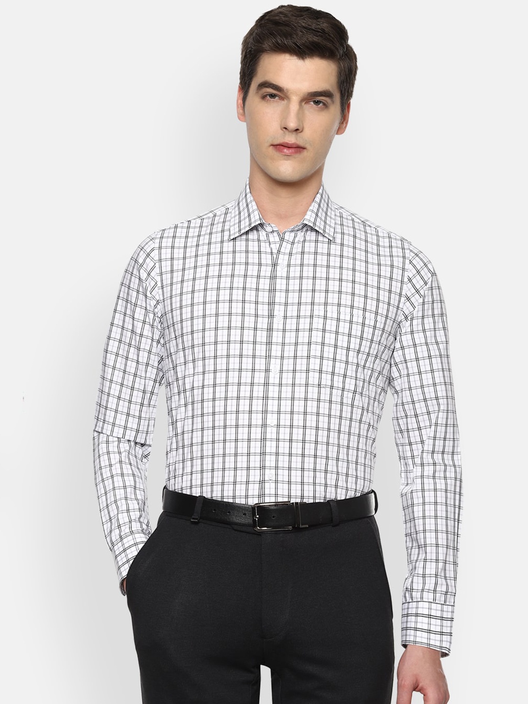 

Van Heusen Men White & Black Slim Fit Checked Cotton Formal Shirt