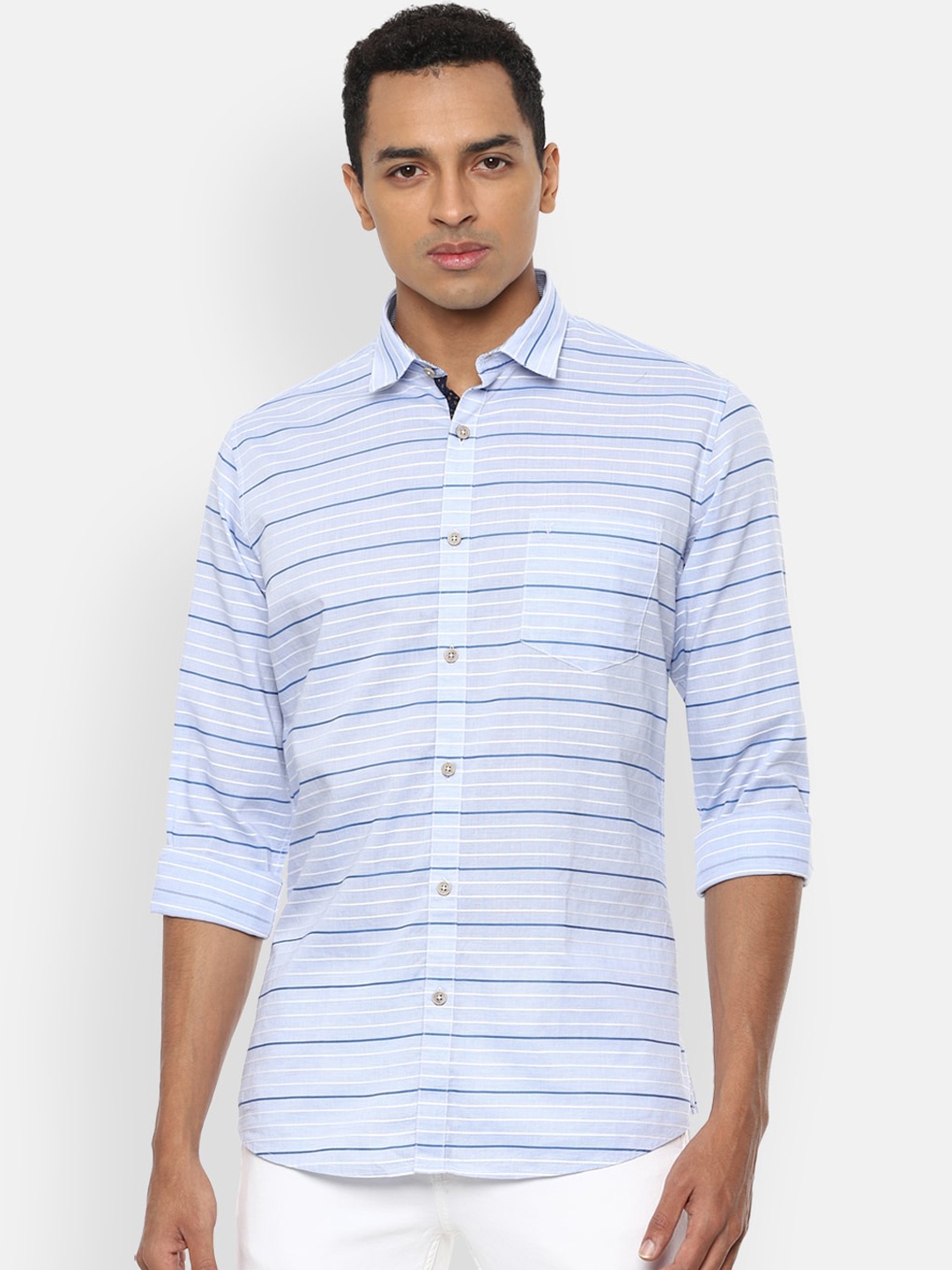 

Van Heusen Sport Men Blue & White Slim Fit Striped Casual Shirt