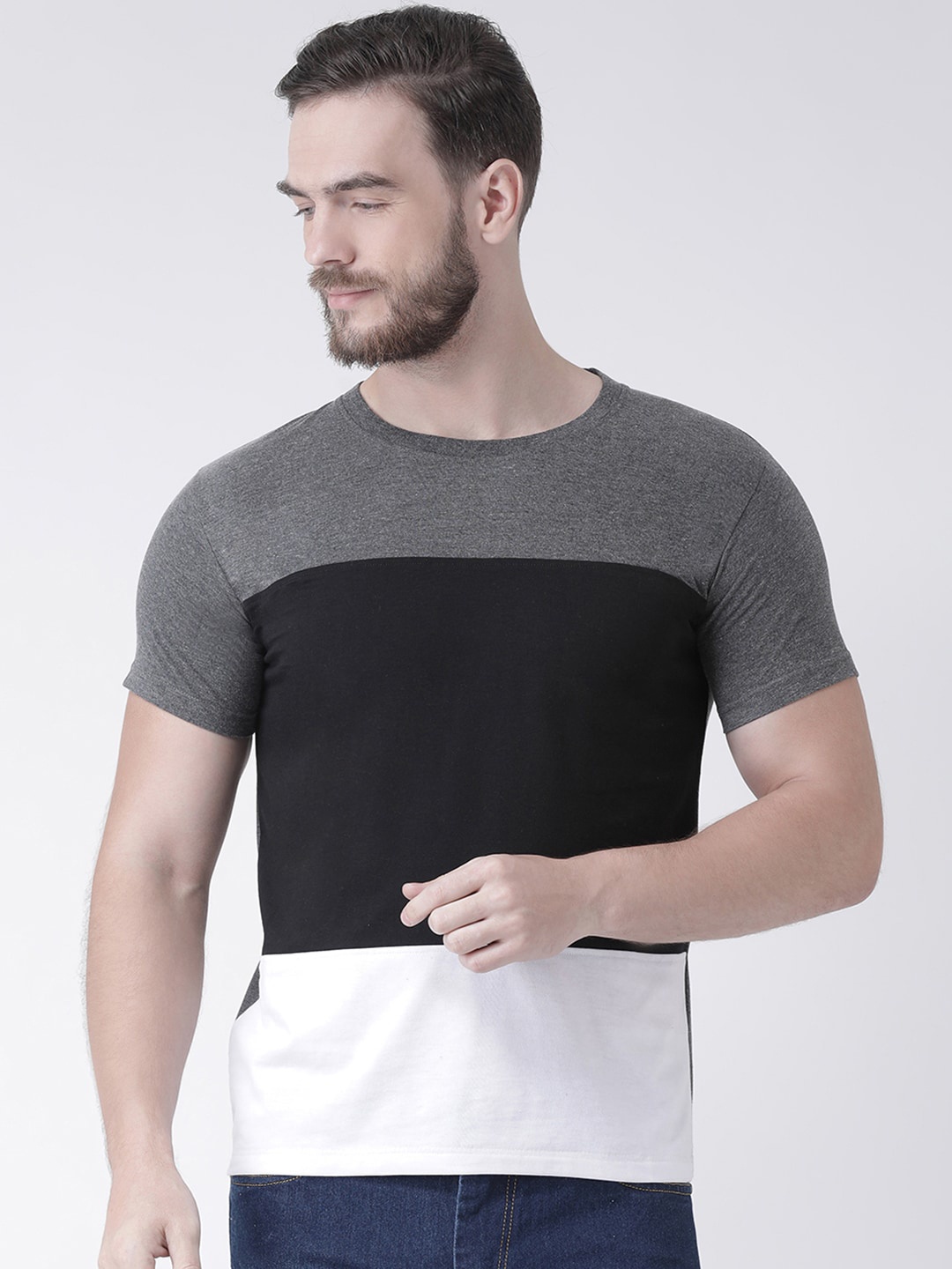 

GRIFFEL Men Charcoal Grey & White Colourblocked Cotton Round Neck T-shirt