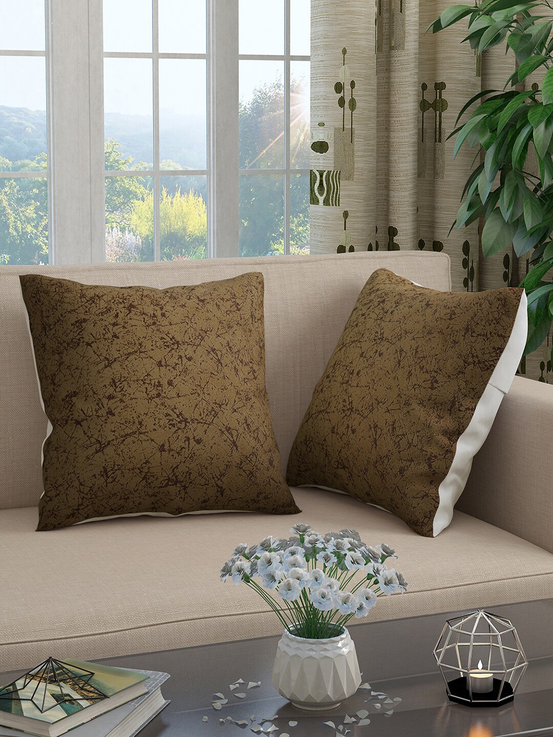 

Story@home Gold-Toned Set of 2 Abstract Square Cushion Covers