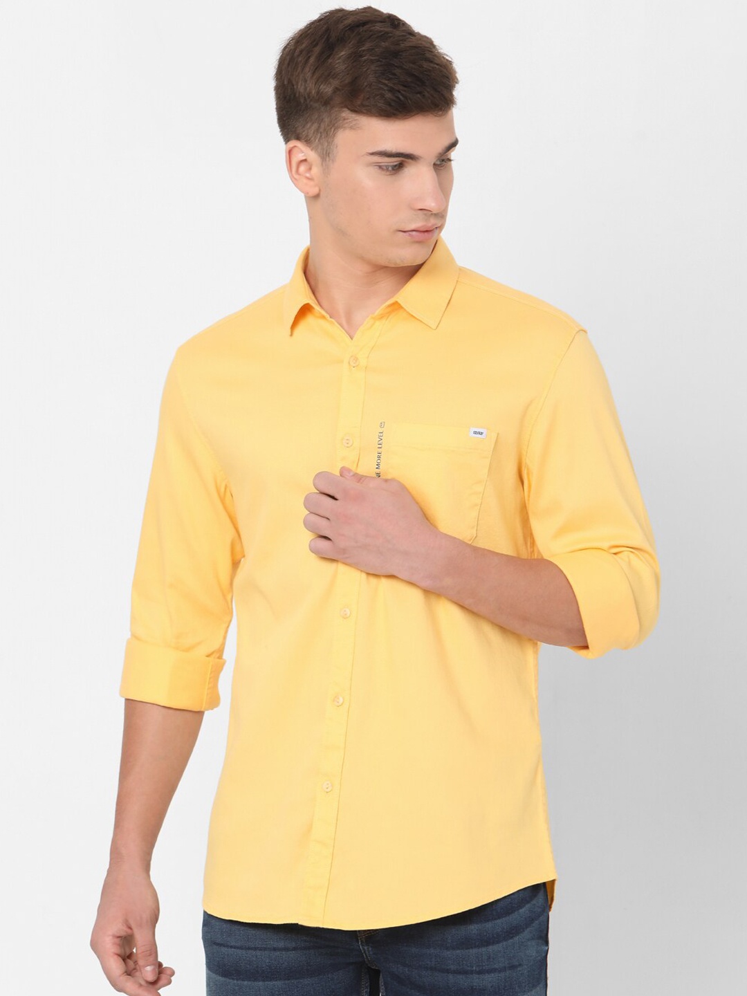

SPYKAR Men Yellow Slim Fit Solid Casual Shirt