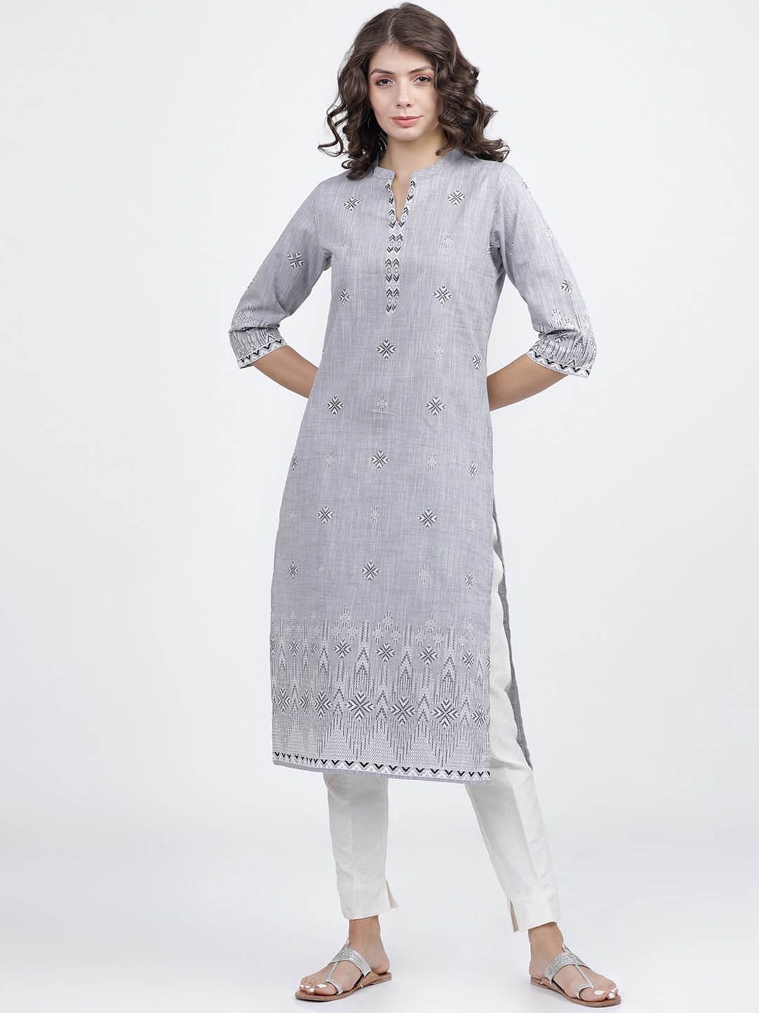 Vishudh Women Grey Geometric Printed Kurta