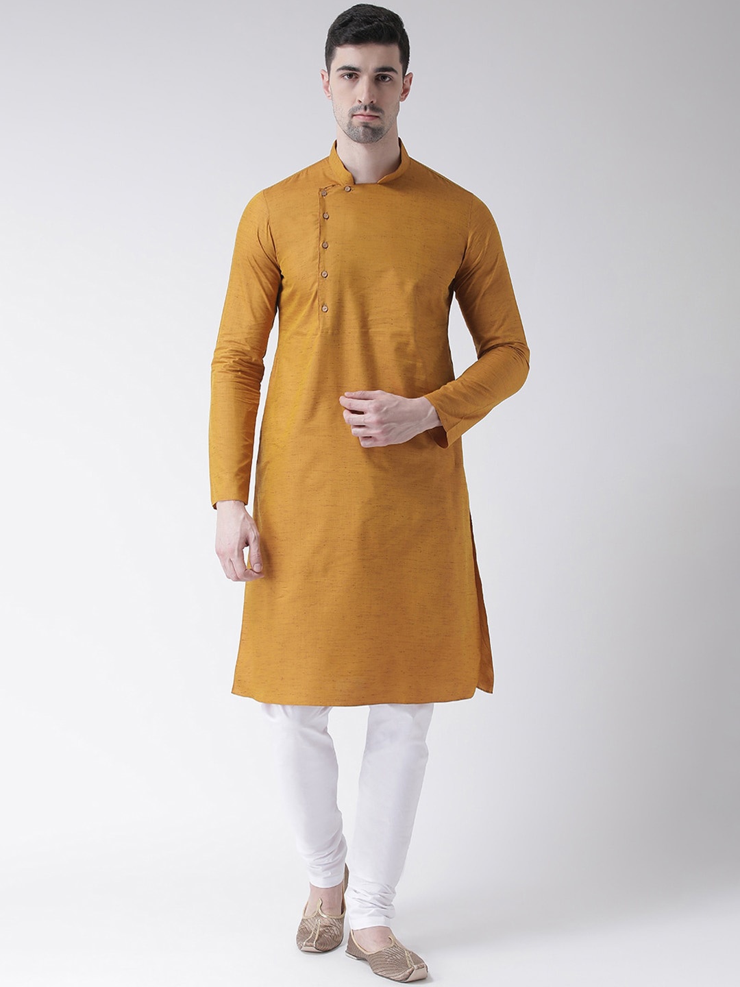 

TABARD Men Yellow Solid Cotton Kurta
