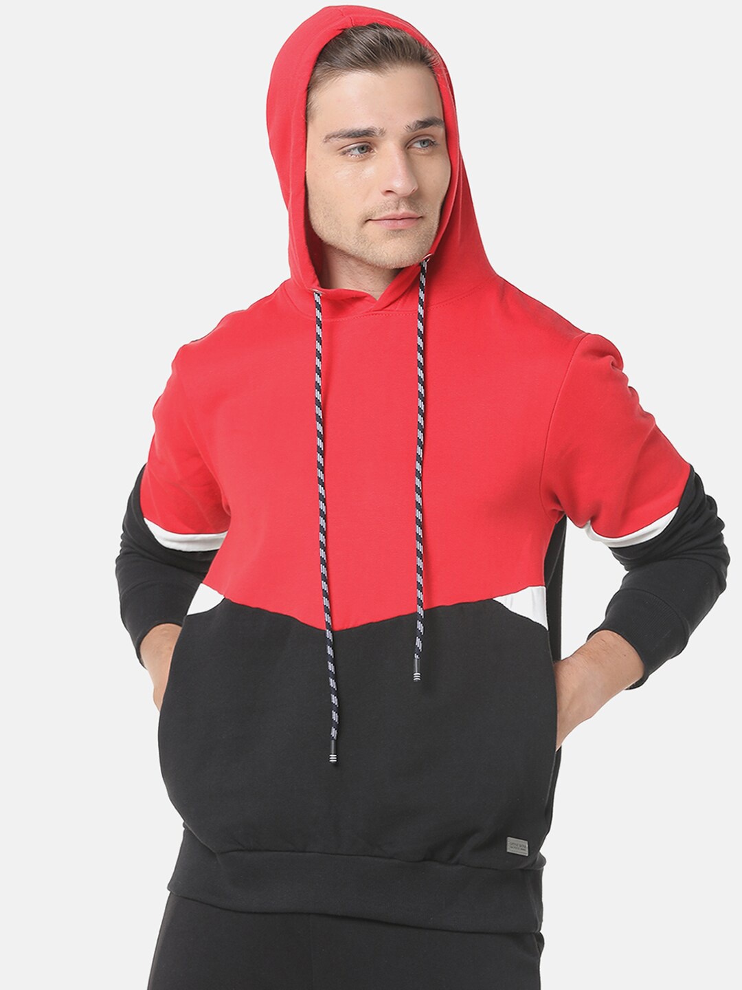 

Campus Sutra Men Red Colourblocked Sweatshirt