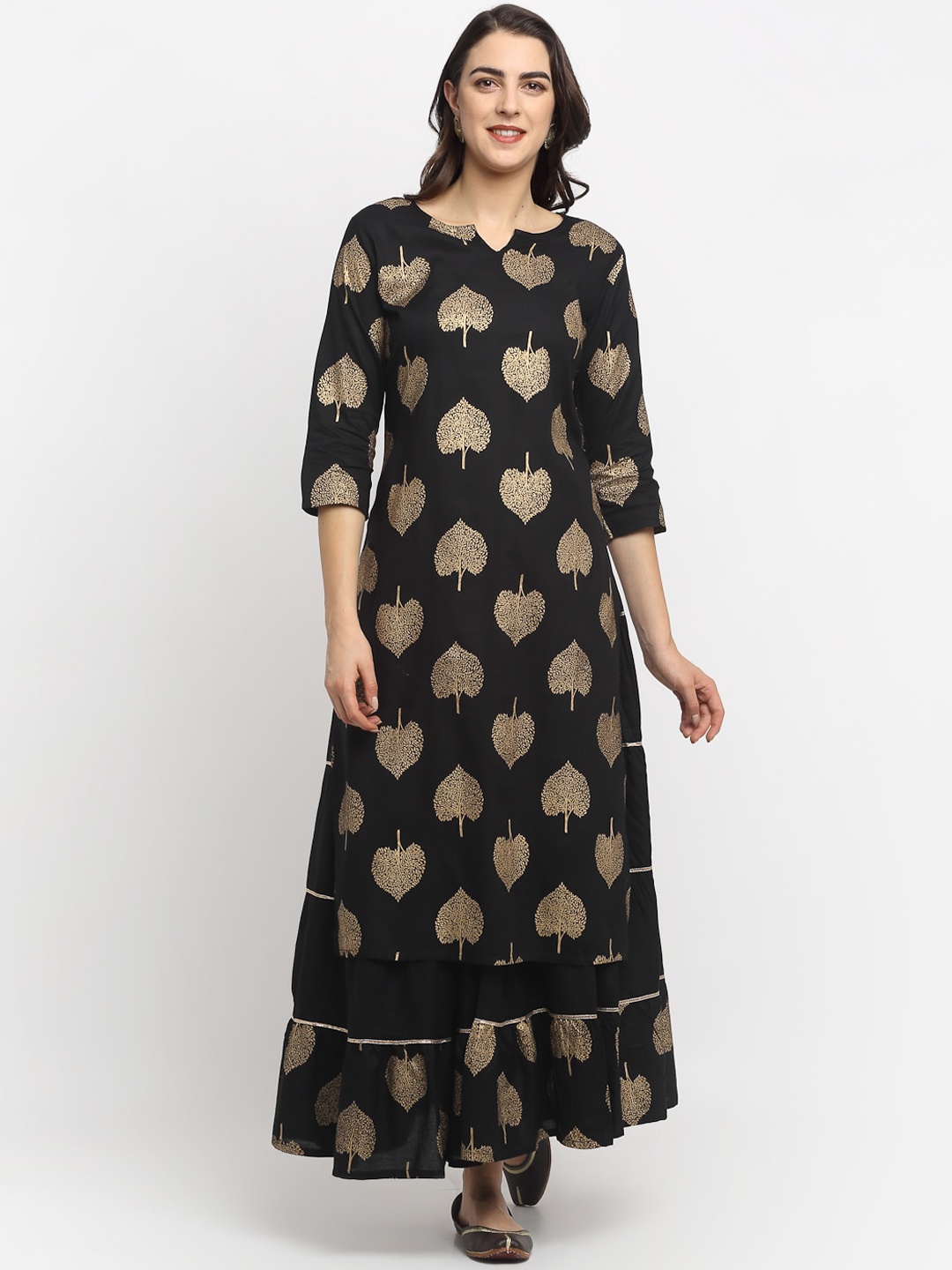 

Rudra Bazaar Women Black Ethnic Motifs Printed Panelled Straight Kurti with Skirt
