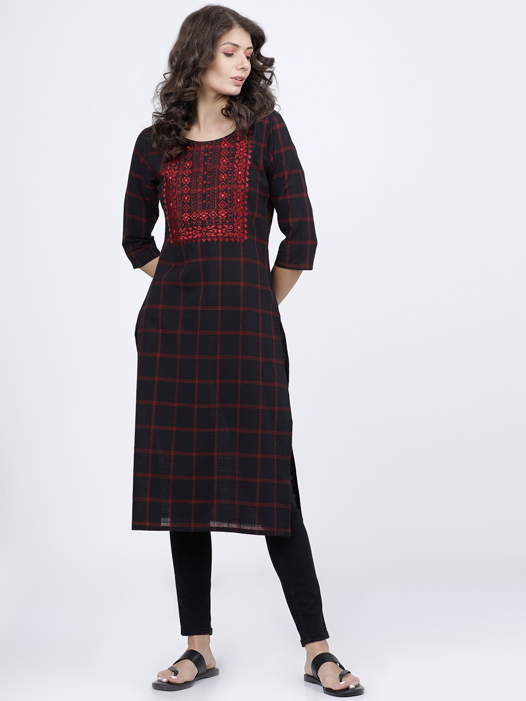 

Vishudh Women Black & Red Checked Cotton Kurta